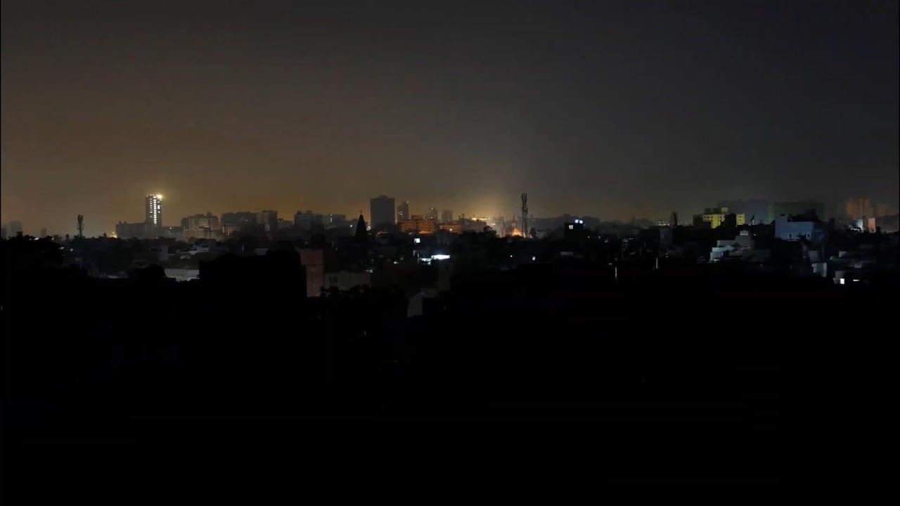 Nổ nhà máy điện ở gần thủ đô Afghanistan