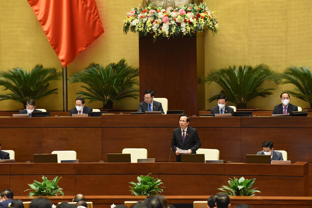 Phấn đấu đến ngày 1/1/2022 người về hưu sẽ được hưởng chính sách mới