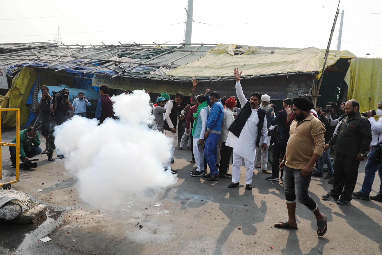 Thủ tướng Ấn Độ "lùi bước" trước phản ứng quyết liệt của nông dân về luật nông nghiệp