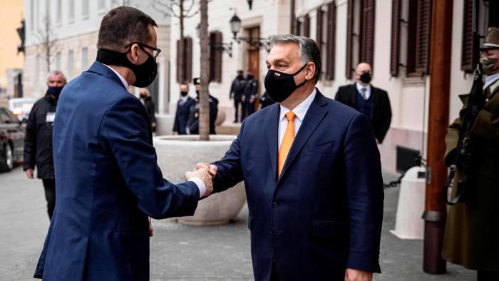 Ba Lan và Hungary gặp khó với nguồn trợ cấp hàng chục tỷ euro từ EU