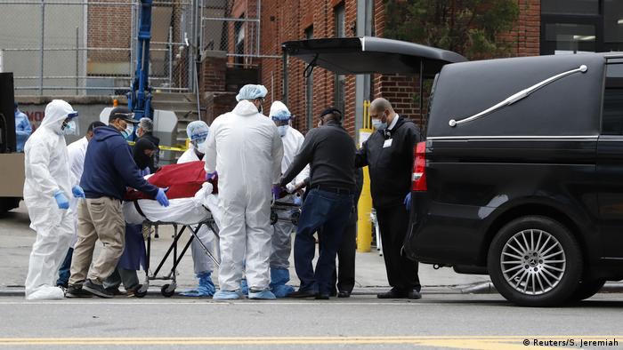 WHO kêu gọi hành động khẩn cấp trước khi có thêm nửa triệu người chết vì COVID-19