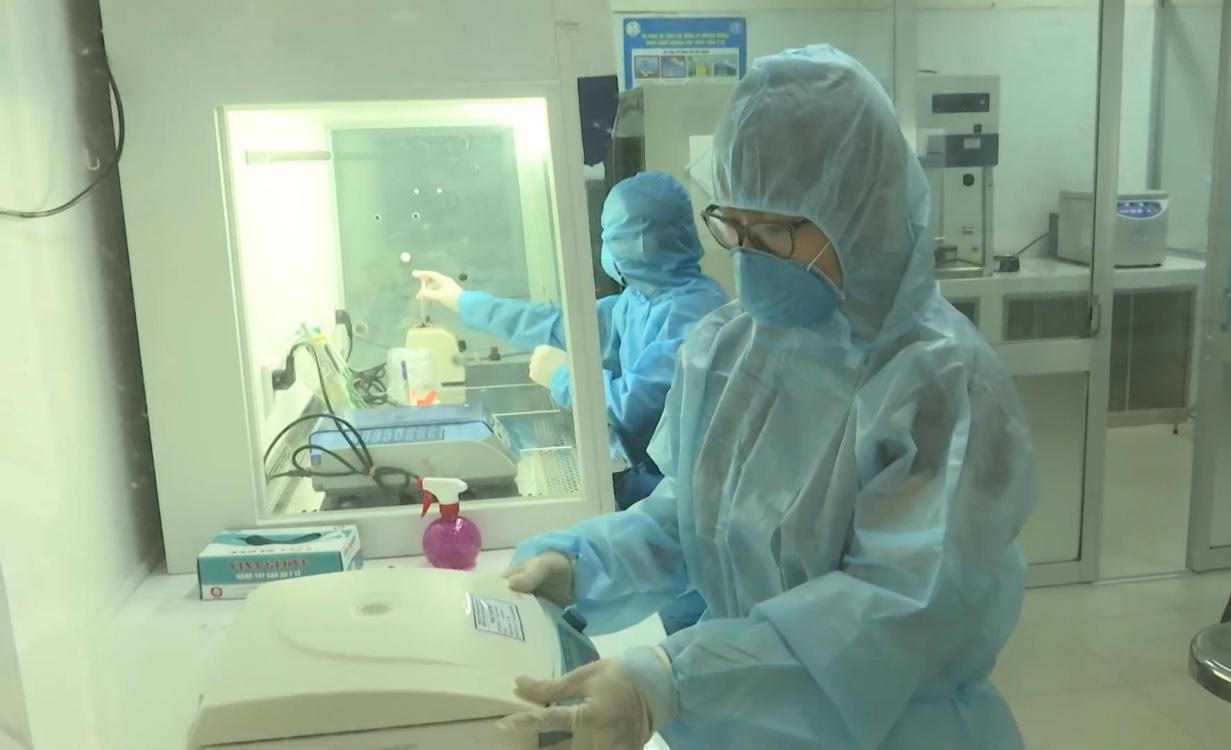 Mất vài tuần để nghiên cứu về khả năng kháng vaccine của biến thể mới "tồi tệ hơn Delta"