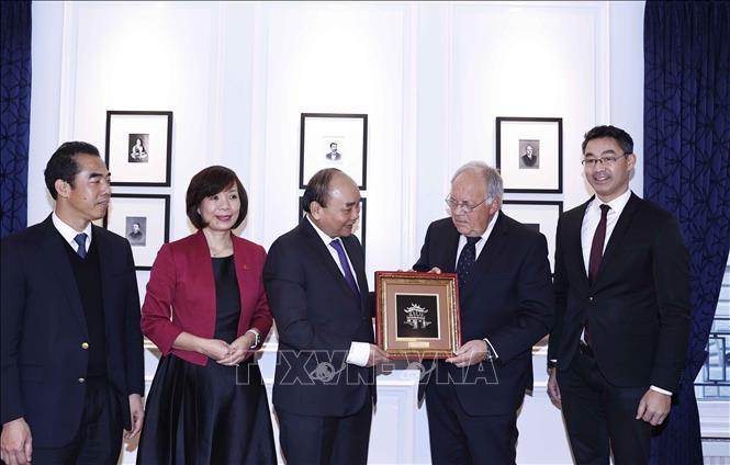 Chủ tịch nước tiếp nhiều quan chức và lãnh đạo doanh nghiệp Thụy Sỹ