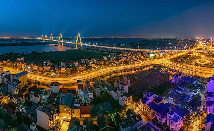 Thủ đô Hà Nội nỗ lực biến “nguy” thành “cơ” để sống chung với COVID-19 