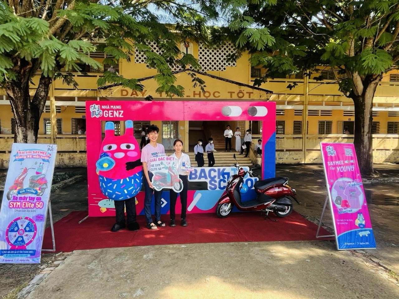 Nhà mạng Saymee trao thưởng 10 chiếc xe máy tay ga SYM Elite đến với khách hàng gen Z tại các tỉnh miền Tây