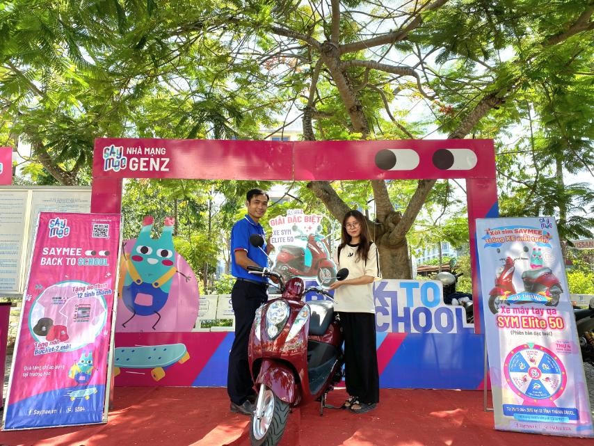 Nhà mạng Saymee trao thưởng 10 chiếc xe máy tay ga SYM Elite đến với khách hàng gen Z tại các tỉnh miền Tây