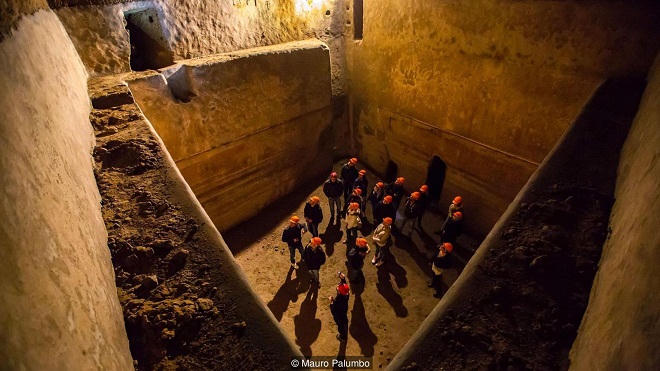 Thế giới ngầm dưới chân thành phố Naples