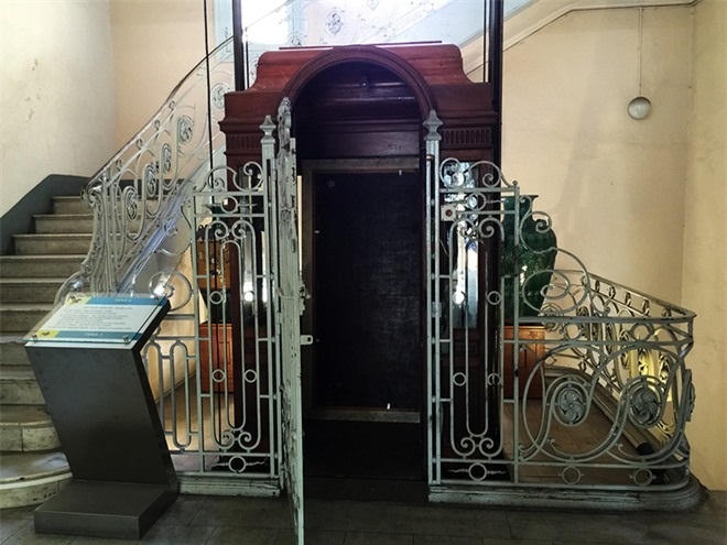 Lời đồn ma ám ở tòa biệt thự đầu tiên sử dụng thang máy ở Sài Gòn