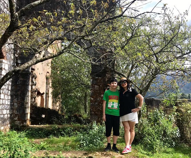 Khám phá tu viện cổ Tả Phìn