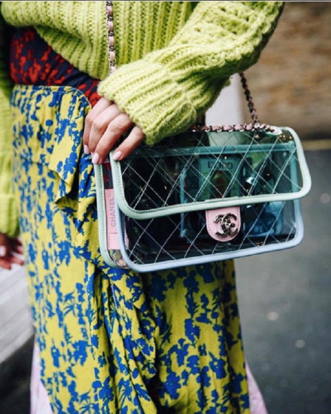 Túi xách trong suốt lên ngôi tại tuần lễ thời trang thu đông 2018