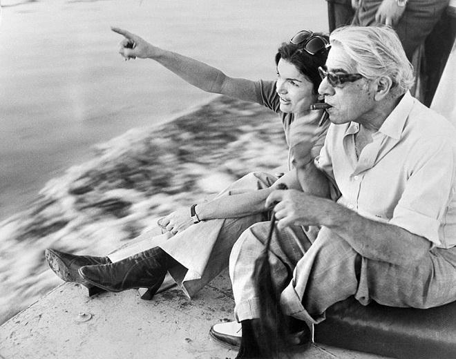 Hé lộ mối tình rắc rối của chị em nhà Jackie Kennedy với tỷ phú Onassis