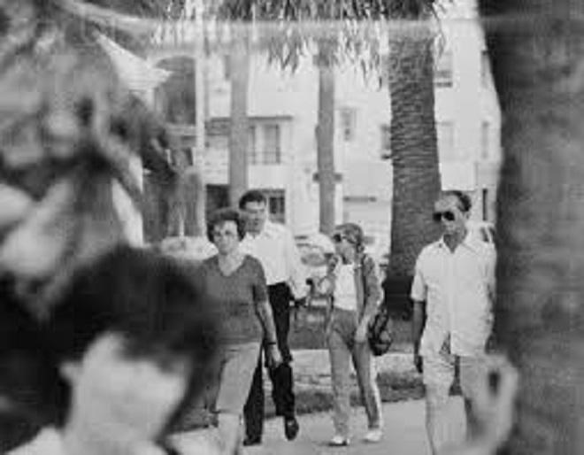 Điệp viên 'sói già' của FBI sa bẫy như thế nào?