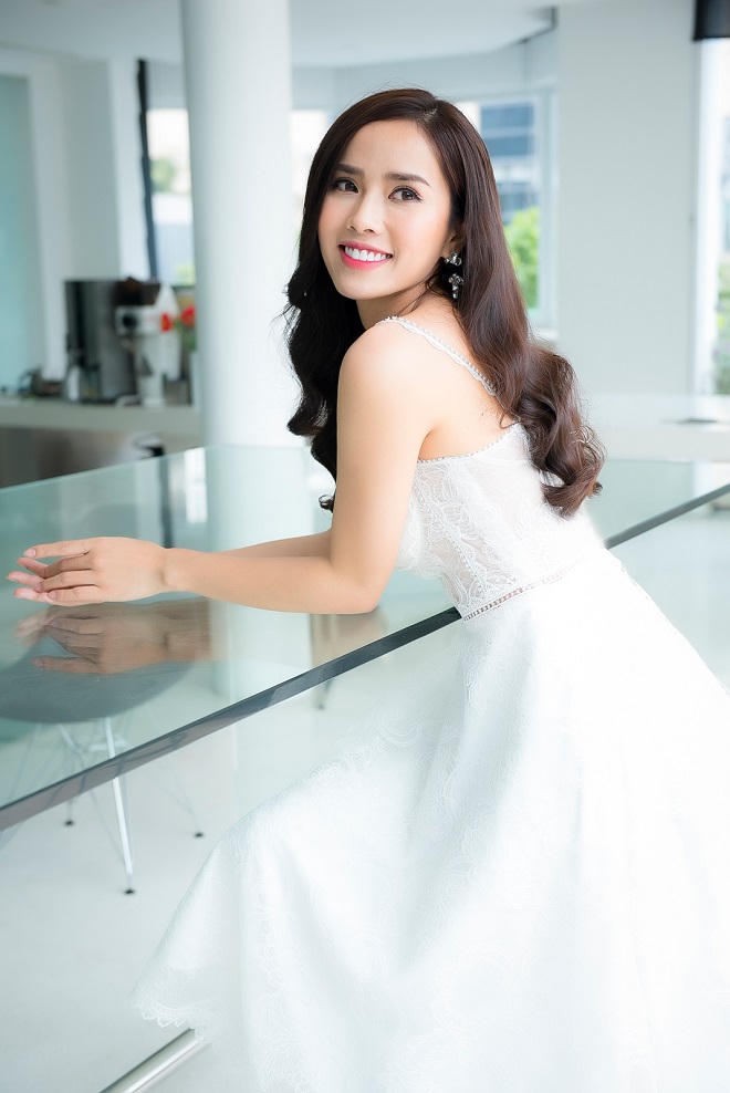 Bella Mai: 'Nhiều người nói chỉ cần tôi gật đầu là sẽ có cuộc sống nhàn hạ lắm'