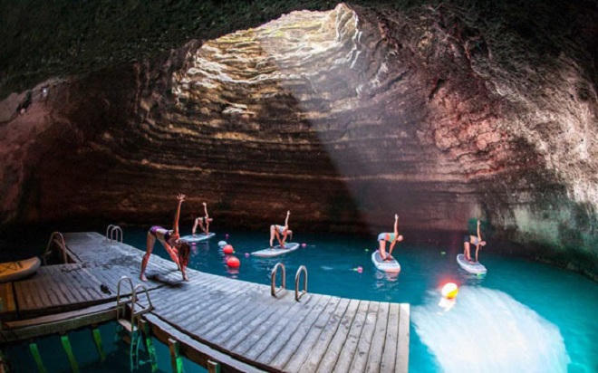 Top 8 hang động ngầm đẹp đến nín thở trên thế giới