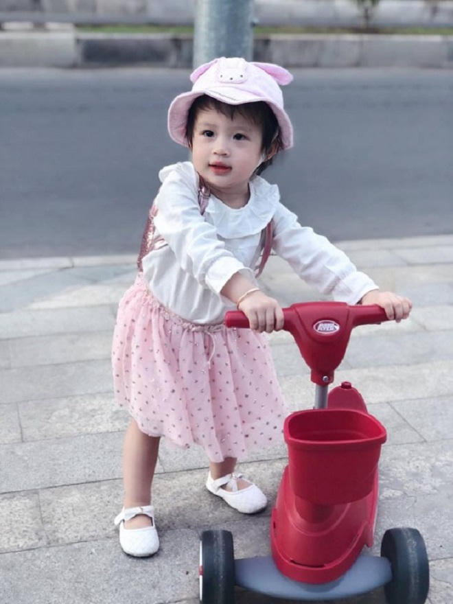 Nhóc tỳ nhà sao Việt sành điệu nhất tuần qua