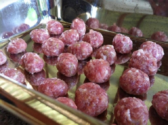 Món mì ống cuốn thịt heo chiên thơm ngon, đậm đà