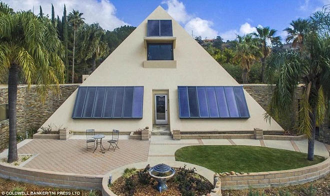 Sống như một Pha-ra-ông trong “kim tự tháp” độc nhất với giá 3,1 triệu đôla