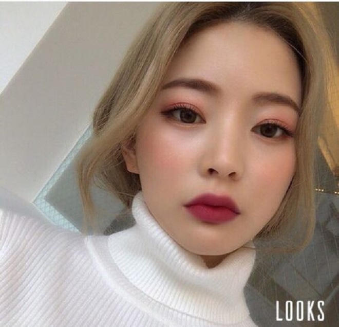 Mắt hồng ngọt ngào như kẹo mơ đang là xu hướng trang điểm hot nhất