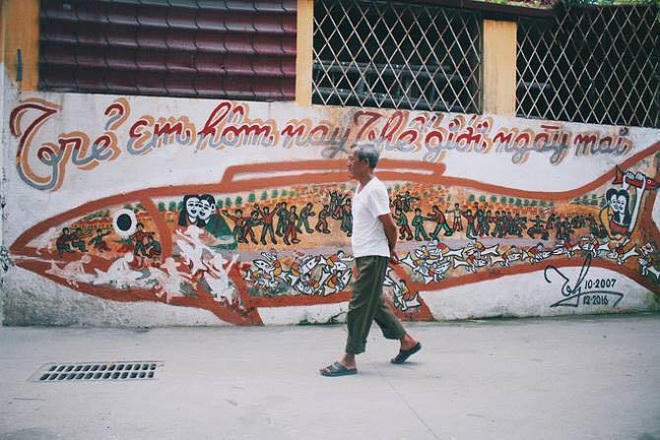 Những phố bích hoạ hút khách giữa lòng thủ đô