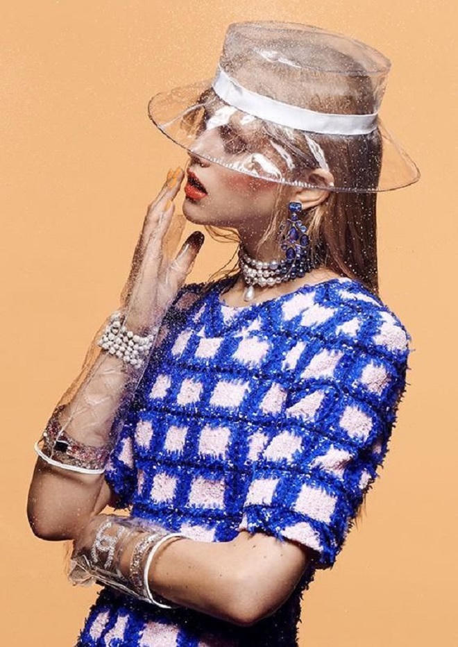 Từ túi nylon, giới thời trang lấy ý tưởng làm ra giày, túi, trang sức