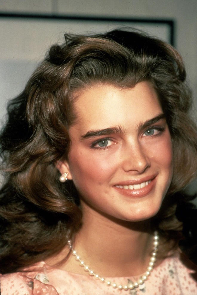 Những cách trang điểm đẹp nhất từ thập niên 80 đến nay