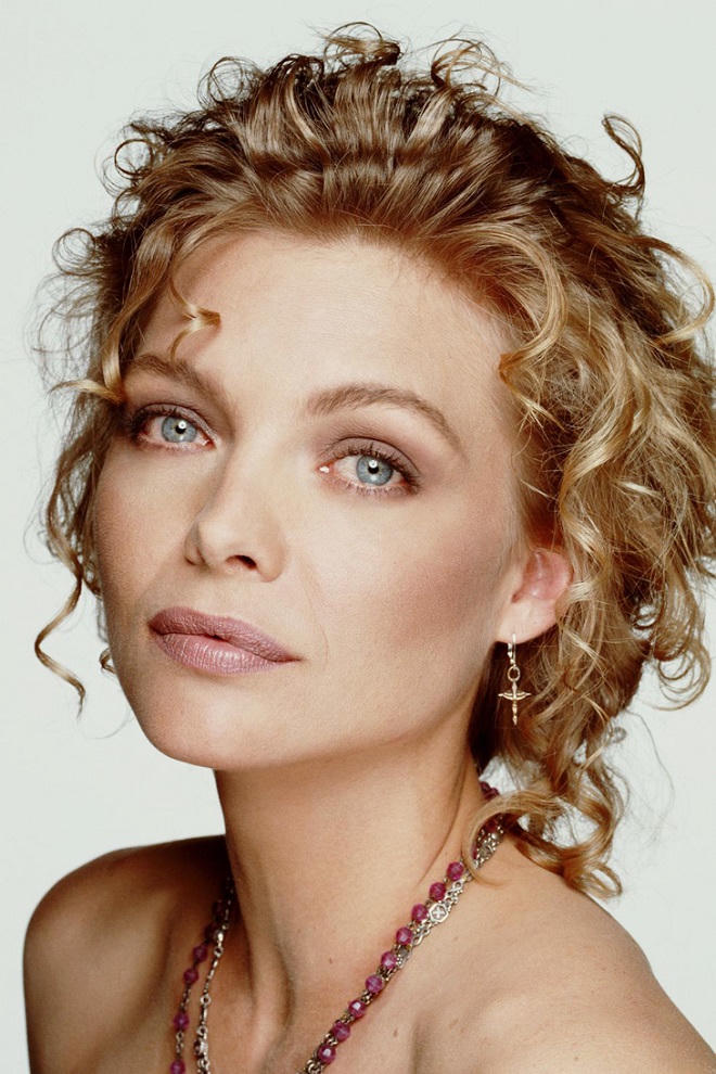 Những cách trang điểm đẹp nhất từ thập niên 80 đến nay