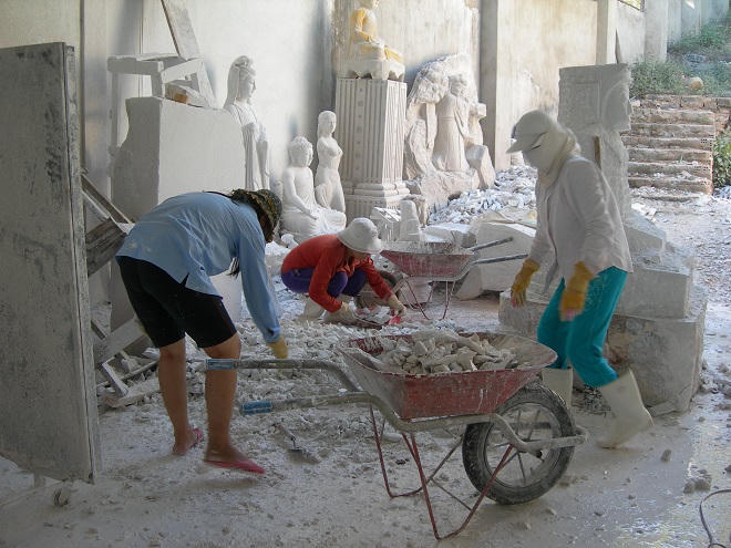 Thổi hồn vào đá ở Ngũ Hành Sơn 