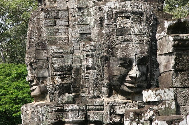 Đá sa thạch khổng lồ và những bí ẩn về kiến trúc của Angkor Wat