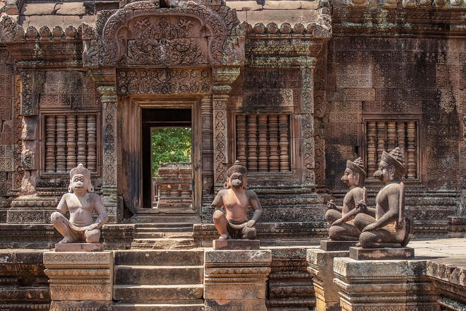 Đá sa thạch khổng lồ và những bí ẩn về kiến trúc của Angkor Wat