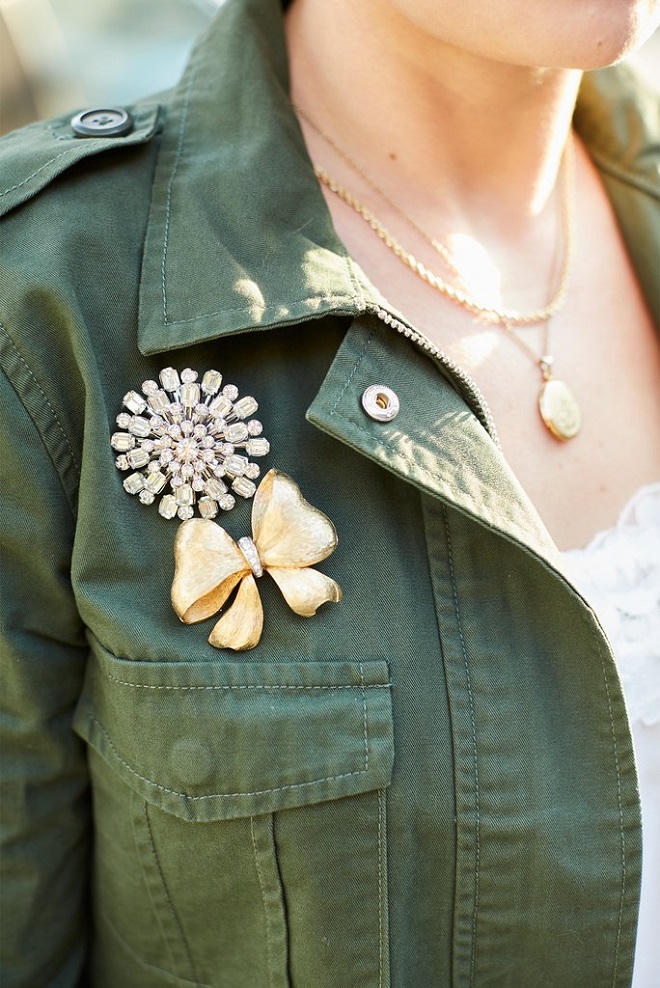 Trâm cài áo, sự trở lại đầy ngoạn mục của món phụ kiện kinh điển