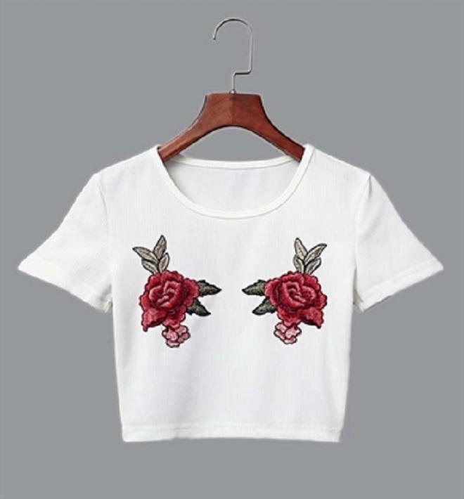 Thần thái của mùa hè qua những chiếc croptop