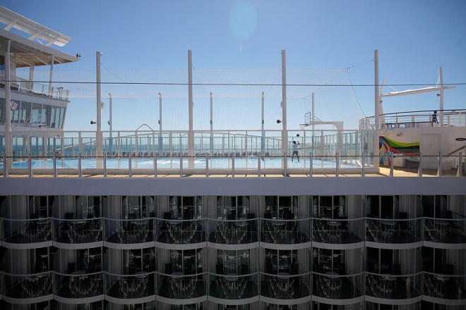 Choáng với con tàu du lịch lớn nhất thế giới, bên trong như chứa cả một thành phố