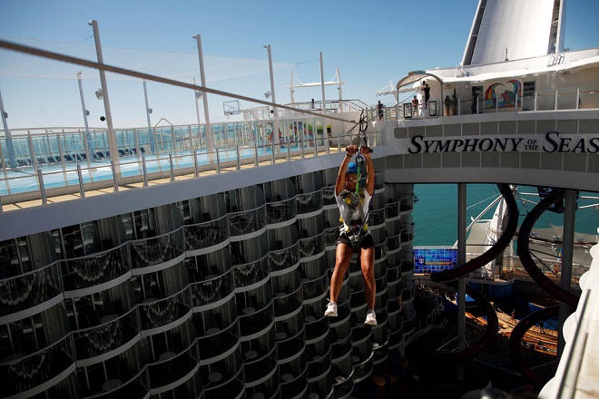 Choáng với con tàu du lịch lớn nhất thế giới, bên trong như chứa cả một thành phố