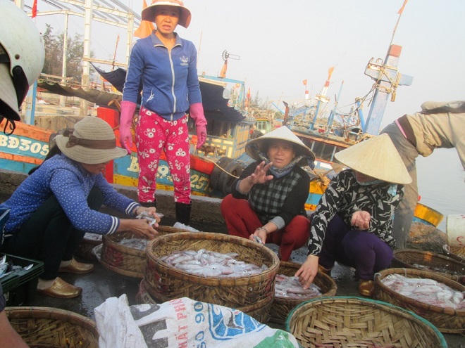 Bình minh nơi cửa biển Đề Gi