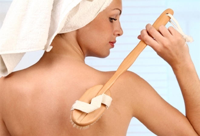 Mẹo hay giúp xóa ngay mụn lưng