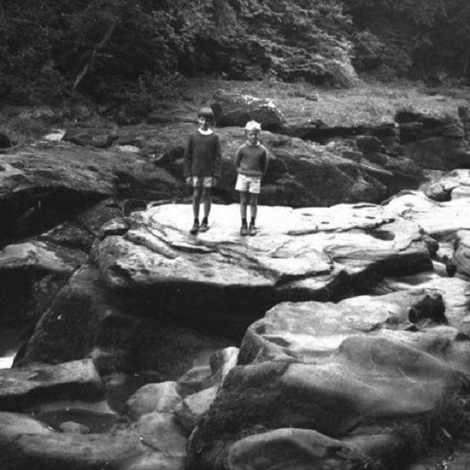 Nhìn tưởng hiền hòa, thế nhưng đây lại là dòng suối 'ăn thịt người' đáng sợ nhất thế giới