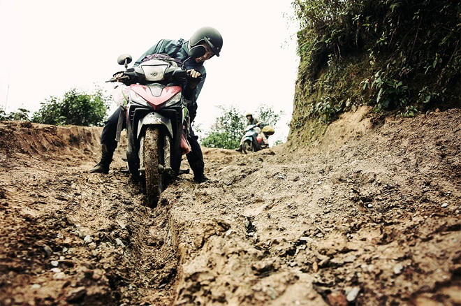 Những cung đường trekking đẹp nhưng nguy hiểm tại Việt Nam