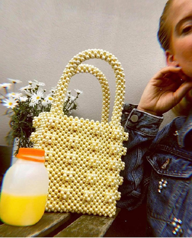 Túi kết cườm khiến tín đồ thời trang thế giới mê đắm