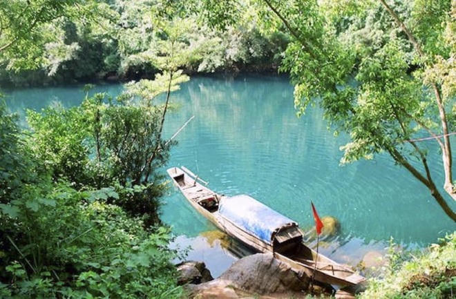 Về Quảng Bình khám phá những hang động nổi tiếng thế giới