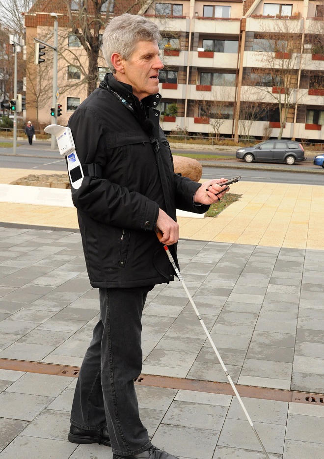 Những công nghệ mới “mở cửa thế giới” cho người mù 