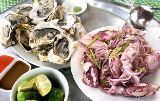 Tận hưởng biển xanh, cát trắng ngày hè trên đảo Quan Lạn