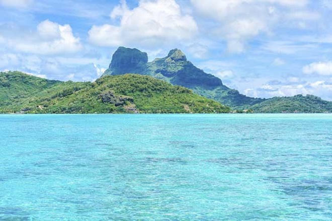 Lạc vào hòn đảo thiên đường nước trong, cát trắng, san hô rực rỡ sắc màu