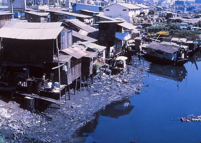 Sài Gòn 1972 trong con mắt một nhà báo nước ngoài: Thiên đường của những “ngôi nhà ổ chuột”