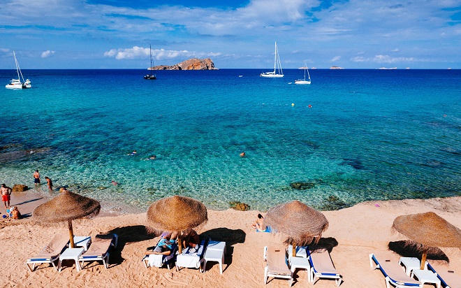 Những bãi biển khỏa thân tuyệt vời trên thế giới