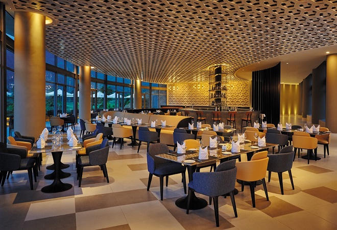 Chơi golf giữa núi đồi Đà Nẵng