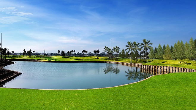 Với Golf, có rất nhiều thú vị đang chờ bạn!