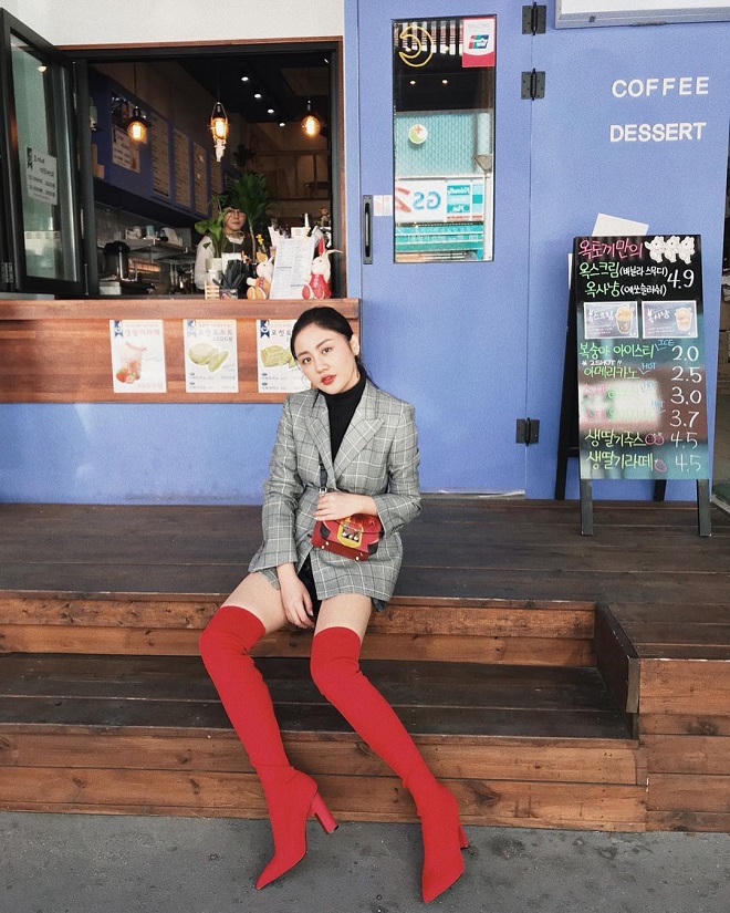 Không chỉ chinh phục sao quốc tế, những chiếc túi mini cũng đã khiến sao Việt mê mẩn