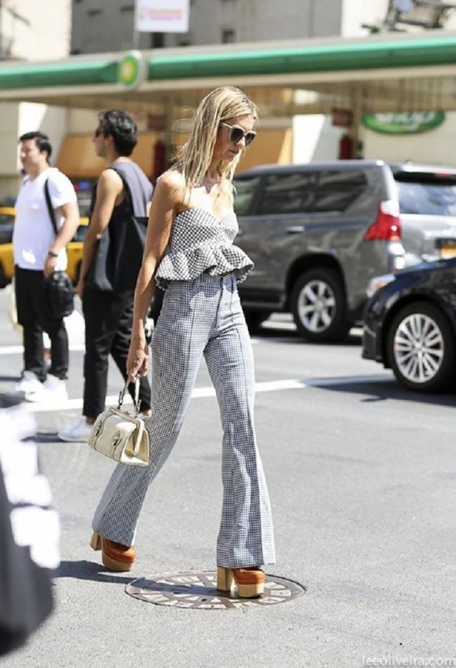 4 kiểu trang phục công sở giúp các nàng nổi bật lại thoải mái ngày hè