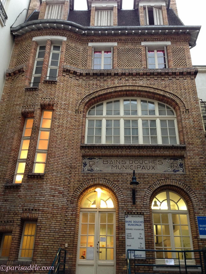 Nhà tắm công cộng miễn phí chỉ có ở Paris