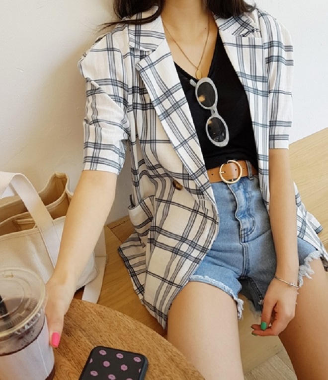 Áo khoác blazer đang khiến hội chị em "say như điếu đổ" vì mặc cực đẹp mà lại không nóng